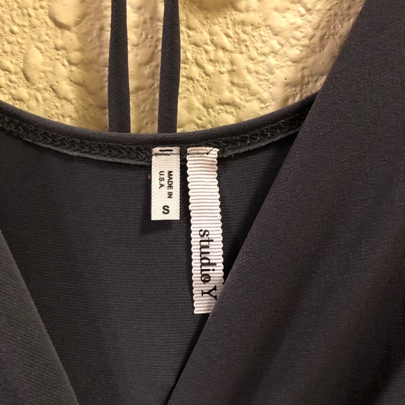 Studio Y low cut blouse - Picture 4 of 6